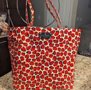 Kate Spade New York Daycation Bon Shopper Tote Coated Canvas Vintage Storybook